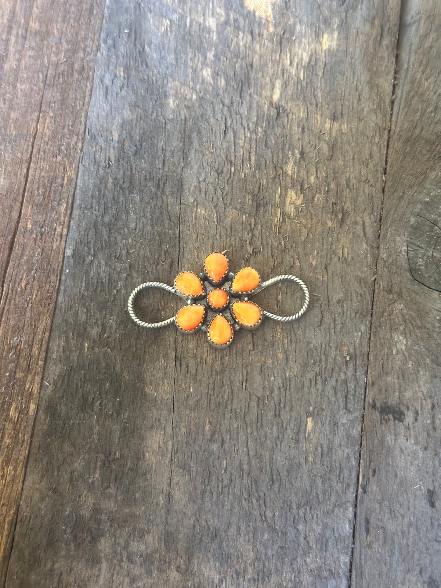 Spiny Oyster Scarf Slide